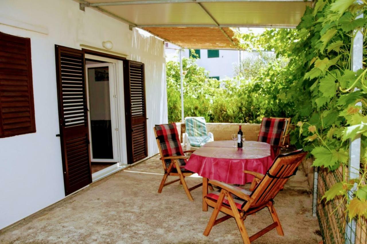 Holiday Home J-Adria Jadrija Bagian luar foto